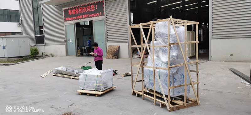 1-10片濕巾機發(fā)往廣東客戶