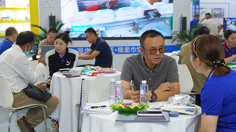 濕巾機(jī) 濕巾機(jī)