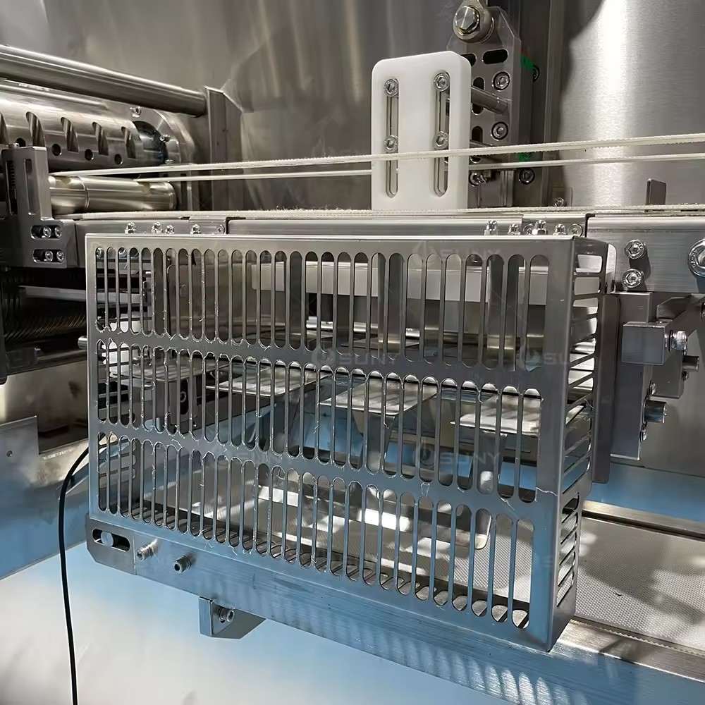 濕巾生產(chǎn)線(xiàn)