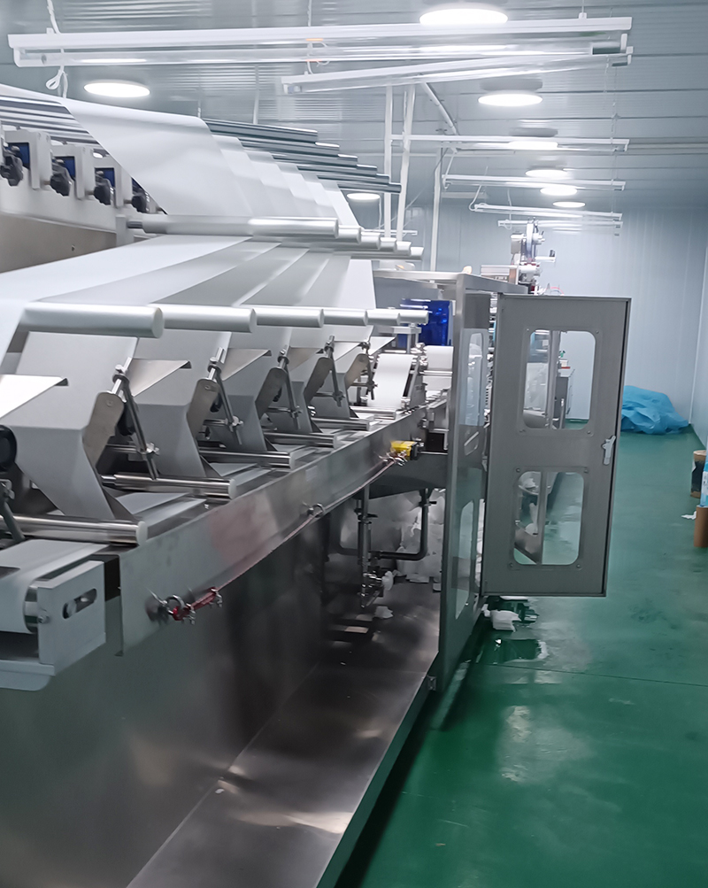 6道全自動(dòng)濕巾機(jī)